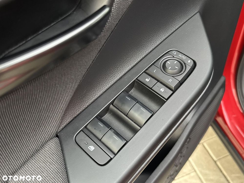 Toyota C-HR 2.0 Hybrid Dynamic Force Style - 18