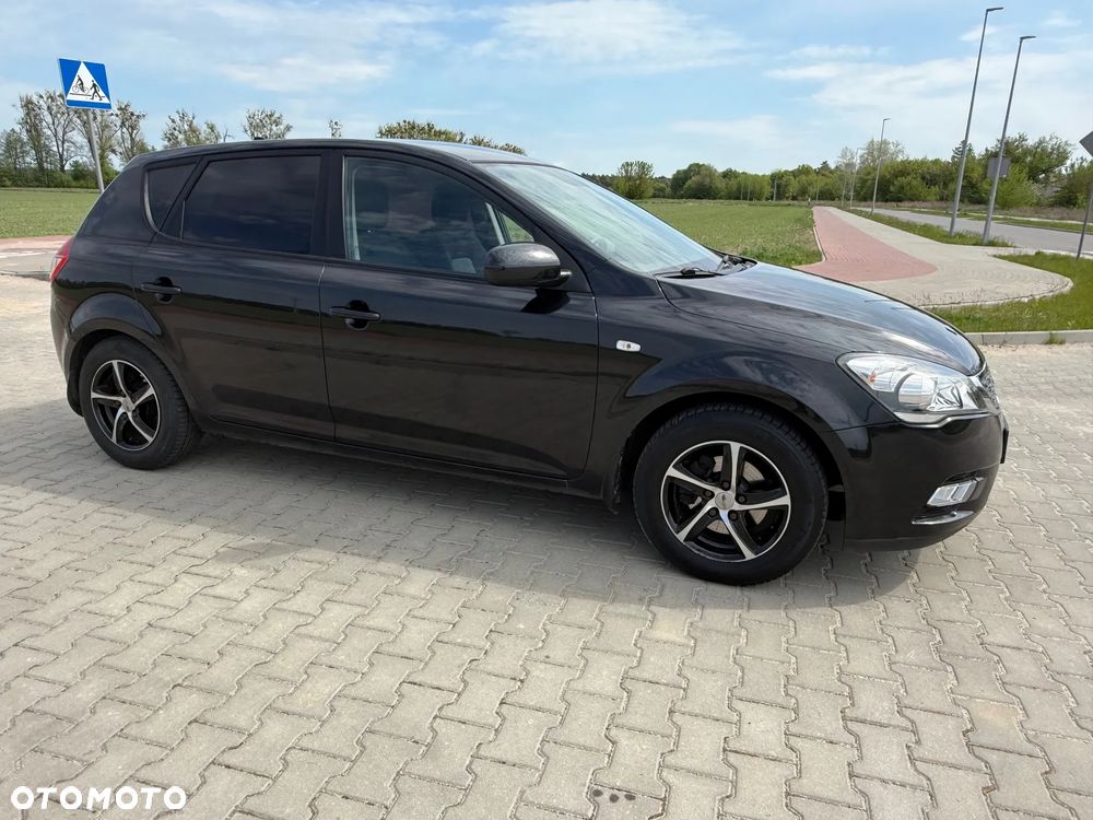 Kia Ceed 1.4 CVVT ISG Vision - 8