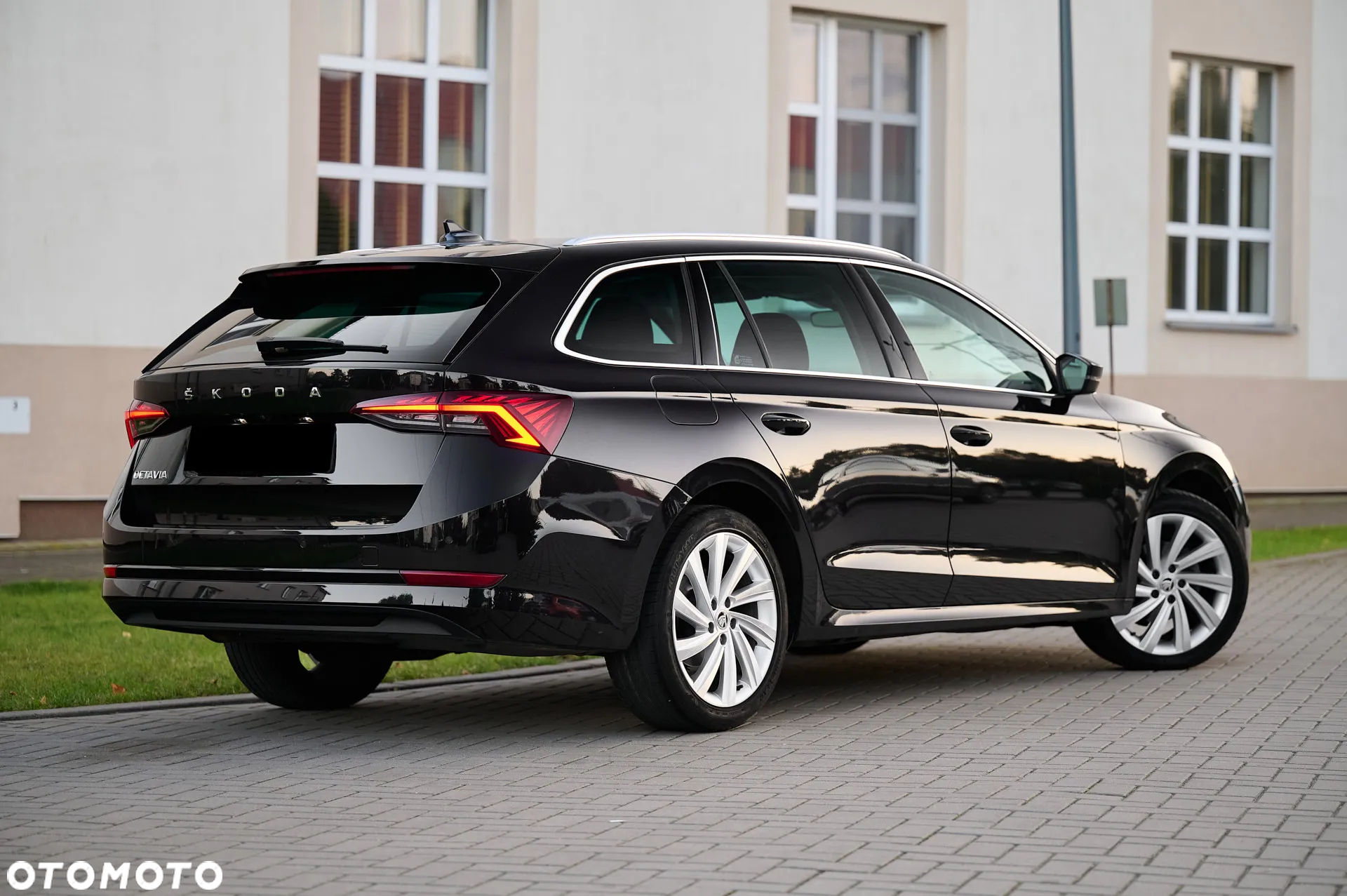 Skoda Octavia 2.0 TDI Style DSG - 5