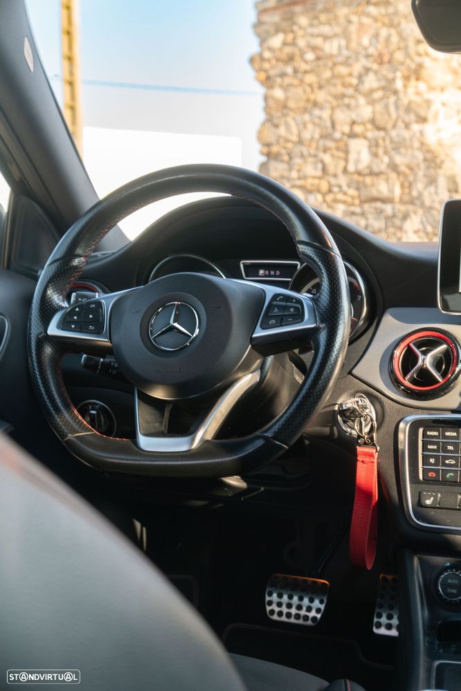 Mercedes-Benz GLA 45 AMG 4Matic Speedshift 7G-DCT - 7