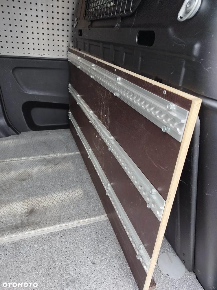 Opel COMBO MAXI 3 OSOBY - 14