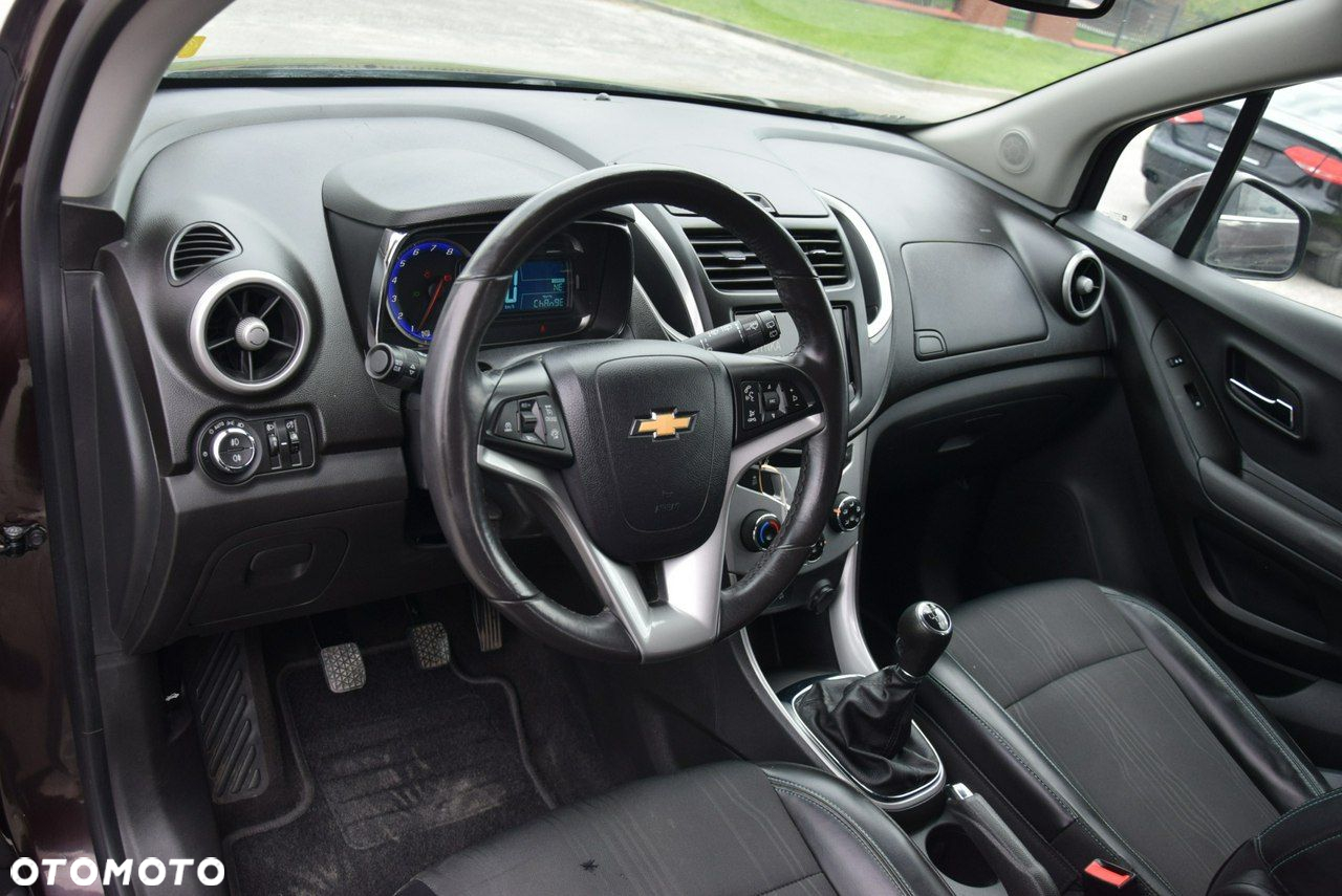 Chevrolet Trax 1.4 T LS - 14