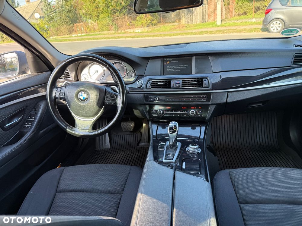 BMW Seria 5 520d Sport-Aut - 15