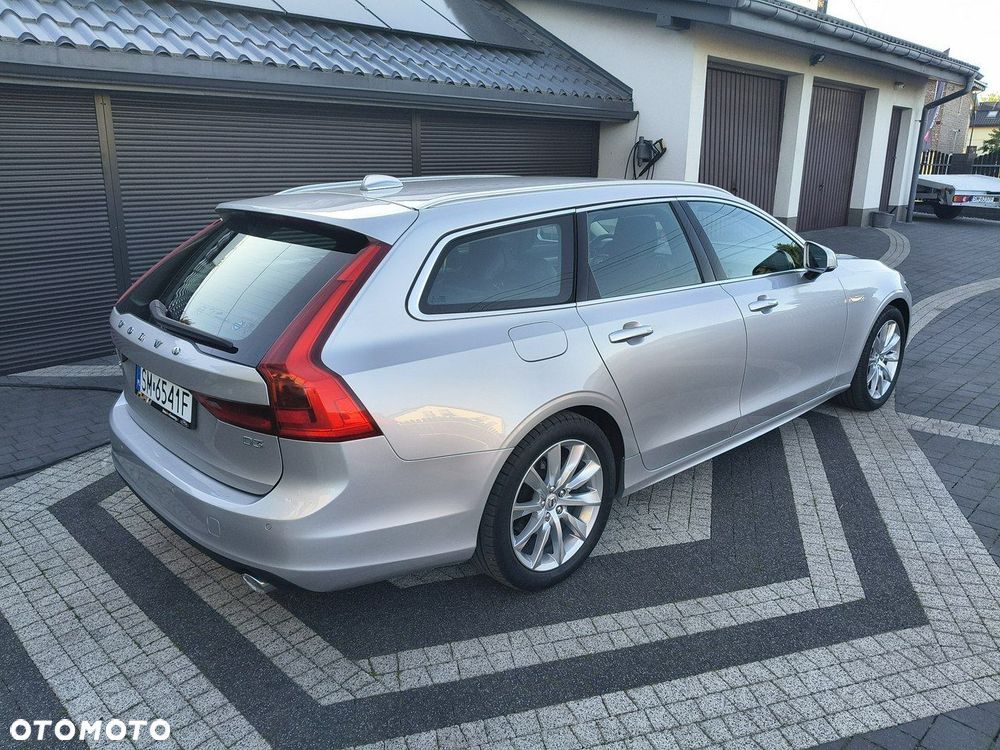 Volvo V90 D3 Momentum - 37