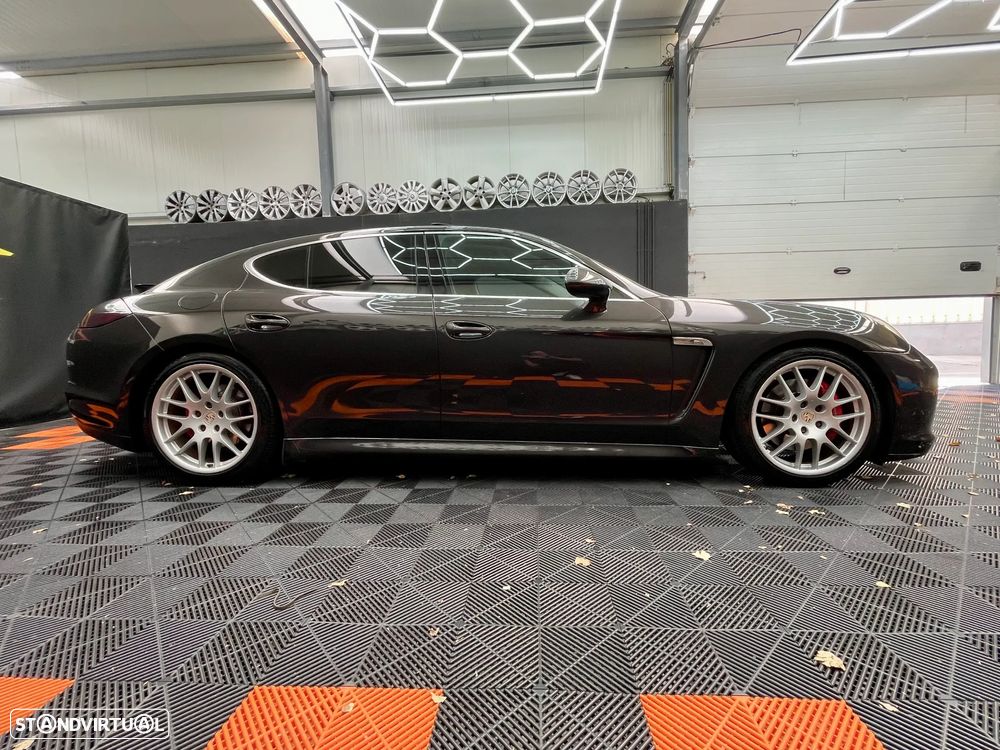 Porsche Panamera 4 S PDK - 3