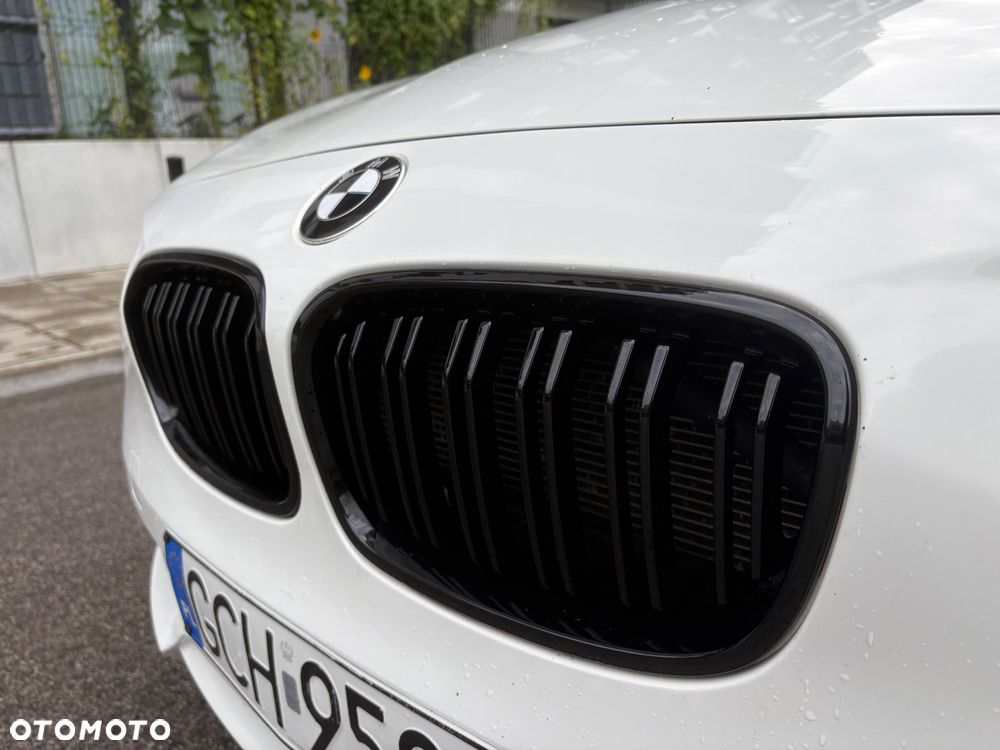 BMW Seria 1 116d Sport Line - 23