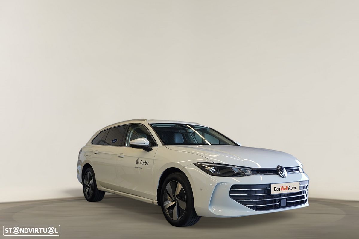 VW Passat Variant 2.0 TDi Business DSG - 1