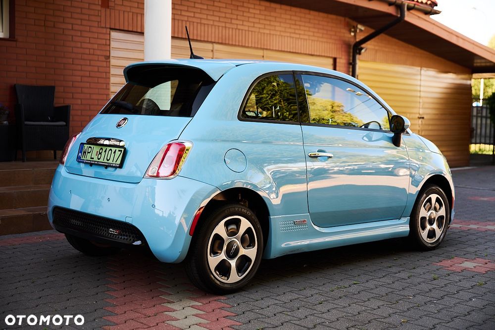 Fiat 500e - 12