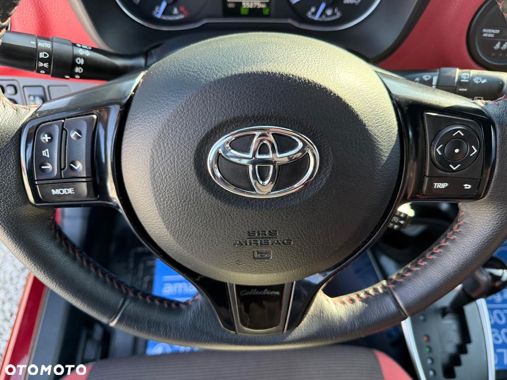 Toyota Yaris Hybrid 100 Active EU6 - 22