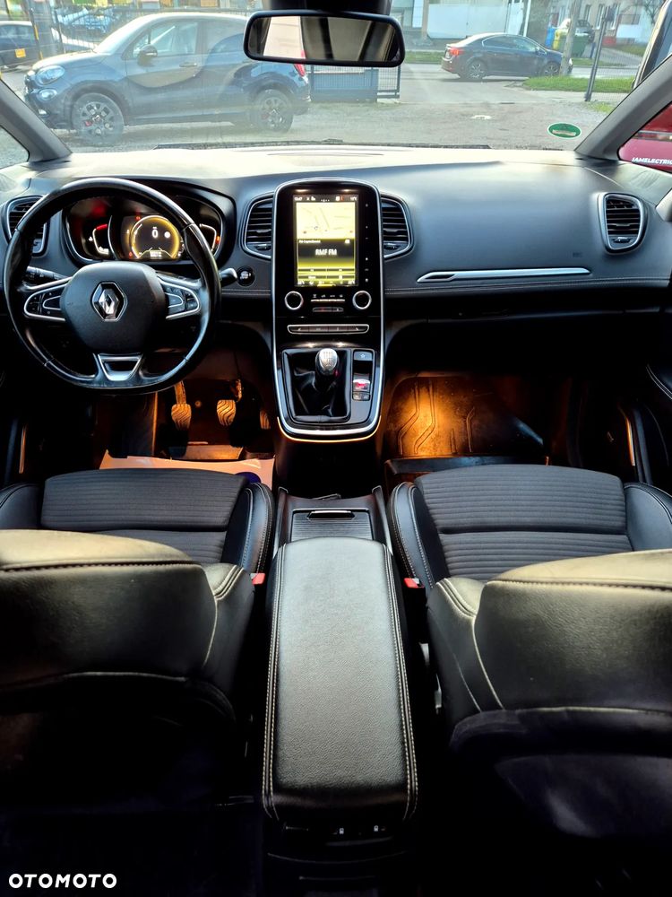 Renault Grand Scenic Energy TCe 130 S&S Bose Edition - 22