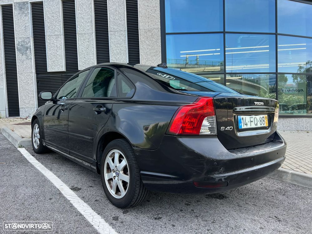Volvo S40 1.6 D Nível 3 - 7