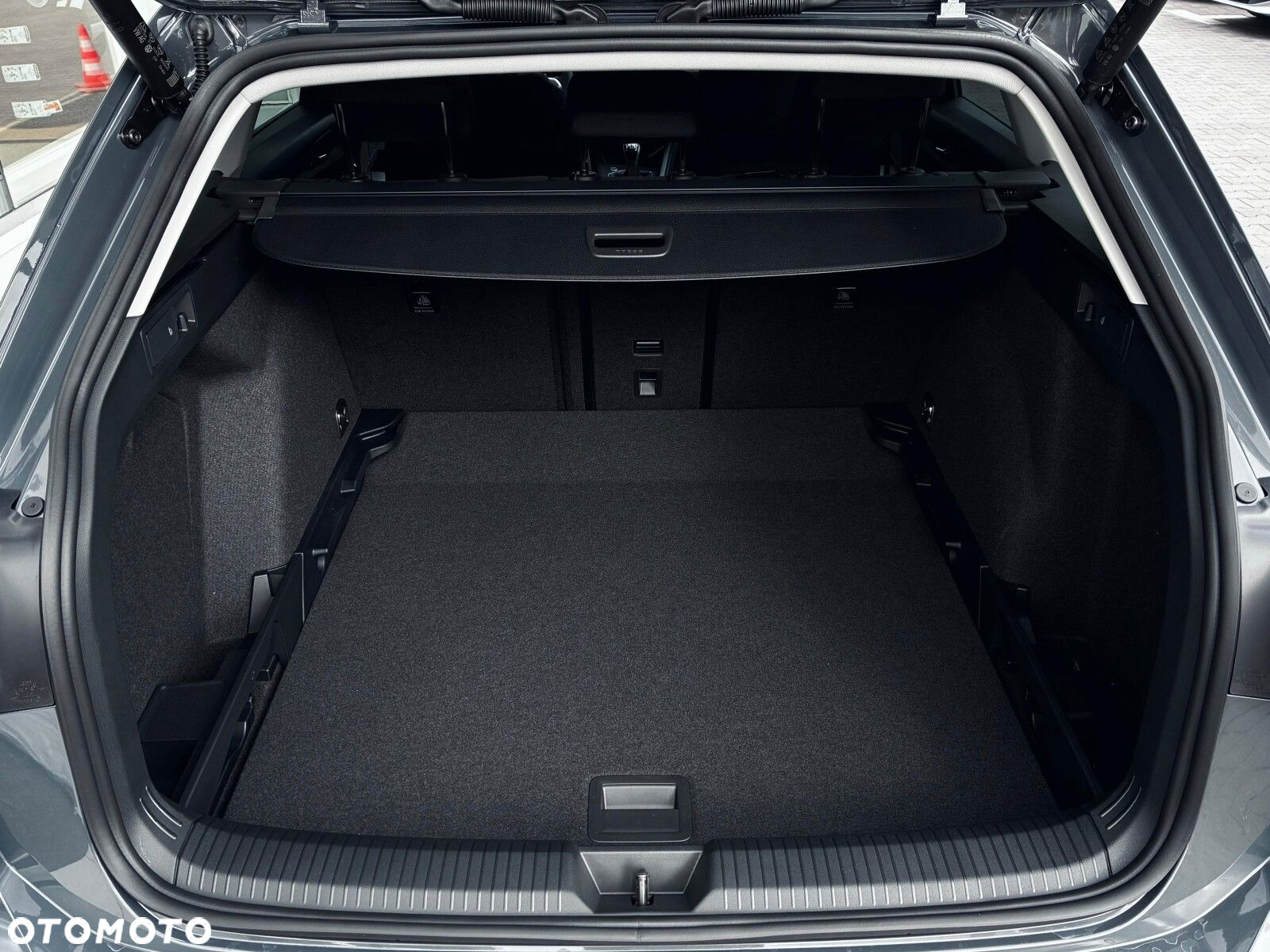 Volkswagen Golf - 26