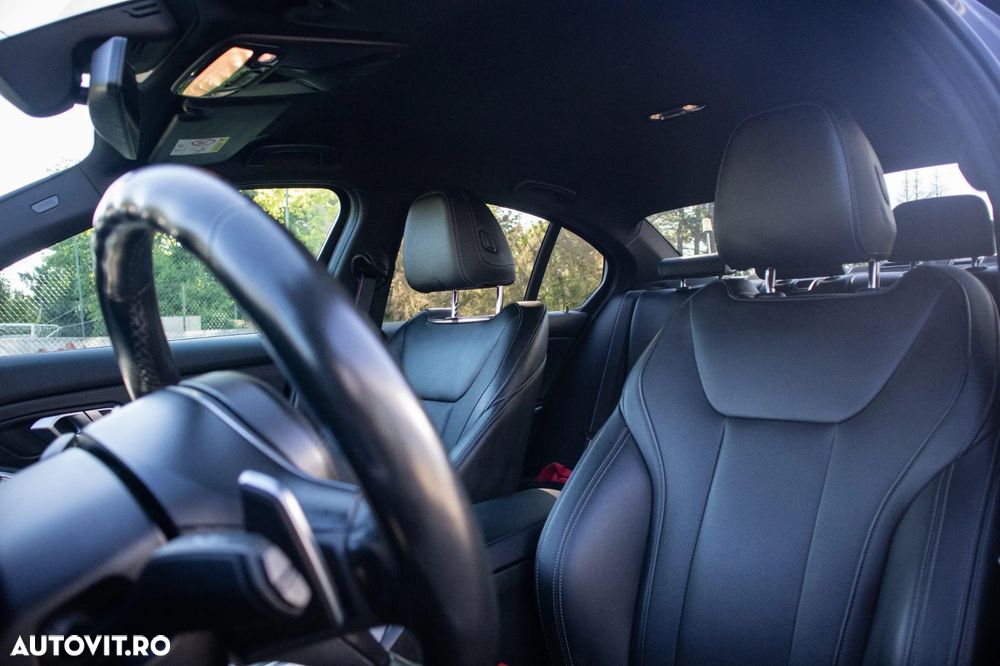 BMW Seria 3 330e Aut. M Sport - 19