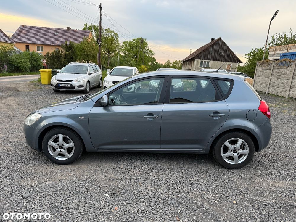 Kia Ceed 1.4 CVVT LX - 2