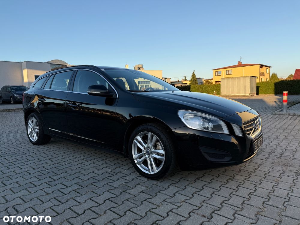 Volvo V60 2012 photo 3