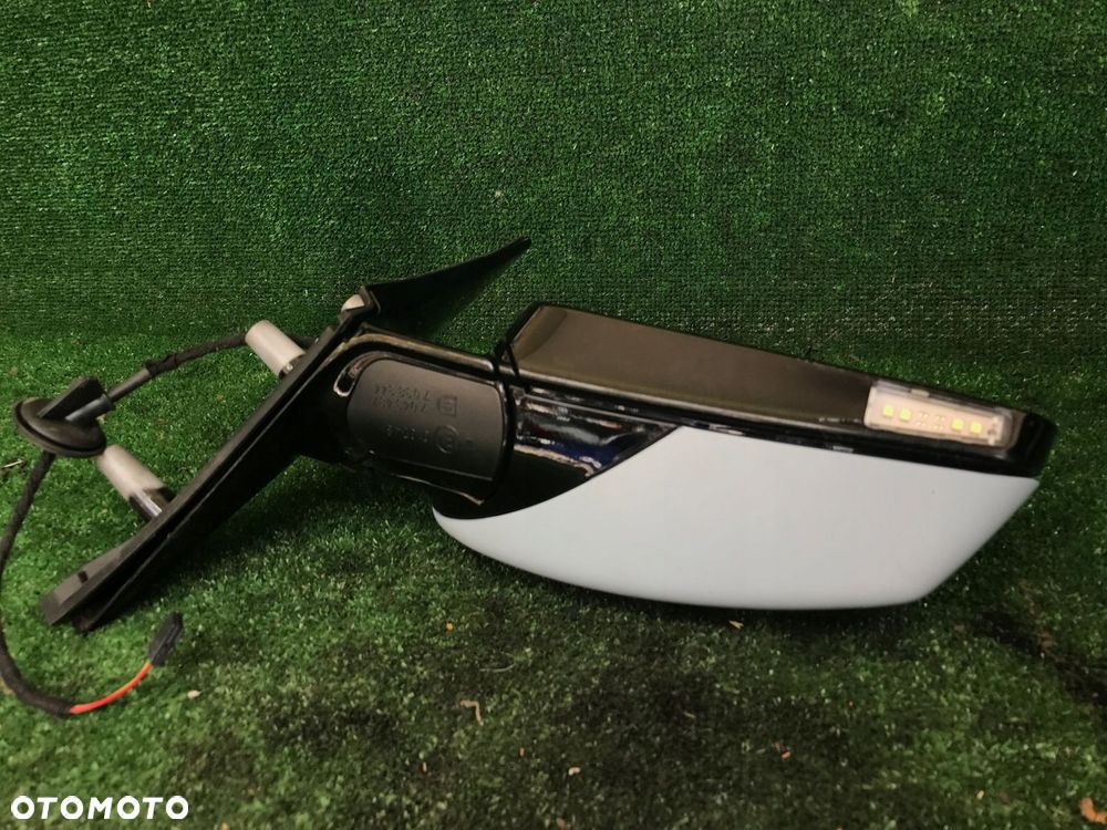LUSTERKO PRAWE BMW E60 E61 LIFT 3PIN EU WW - 8