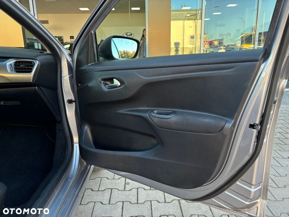 Peugeot 301 1.2 PureTech Access - 27