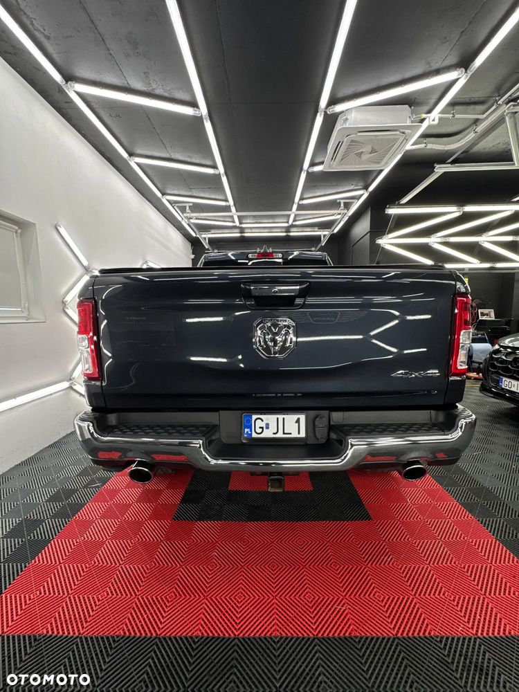 Dodge RAM 5.7 4x4 - 3