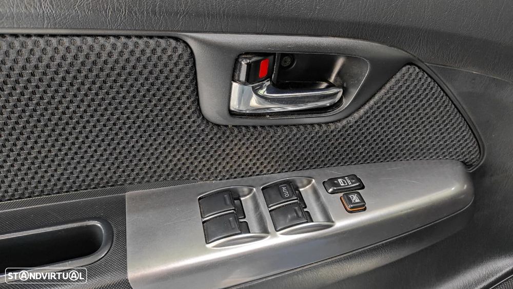 Toyota Hilux 2.5 D-4D 4WD CD T+Nav+PM - 28