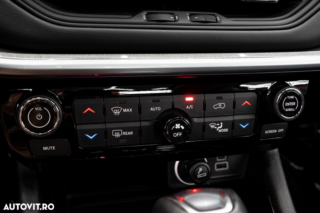 Jeep Compass 1.3T 4xe AT6 PHEV S - 34