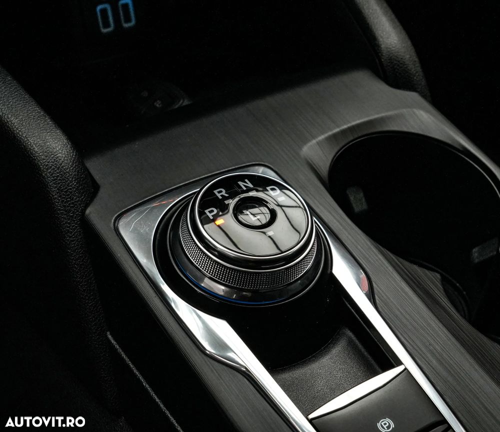 Ford Kuga 2.5 Duratec PHEV TITANIUM - 20