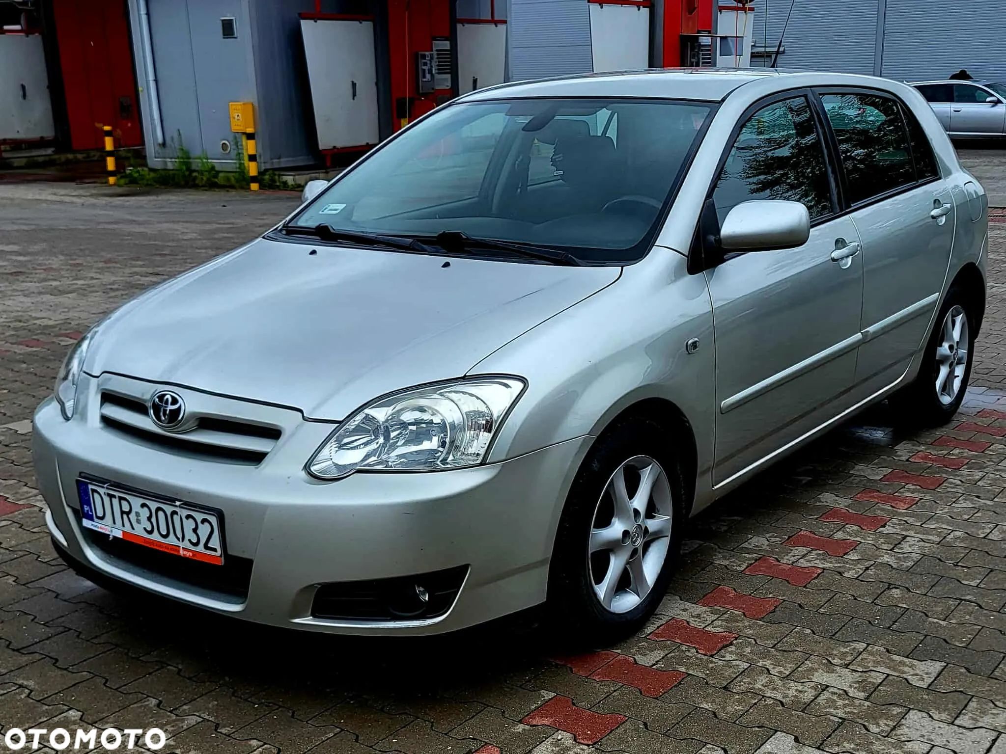 Toyota Corolla 2.0 D-4D Luna - 1
