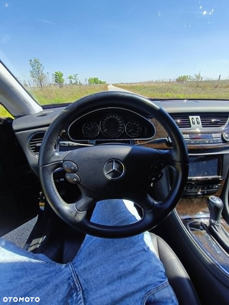 Mercedes-Benz CLS - 8