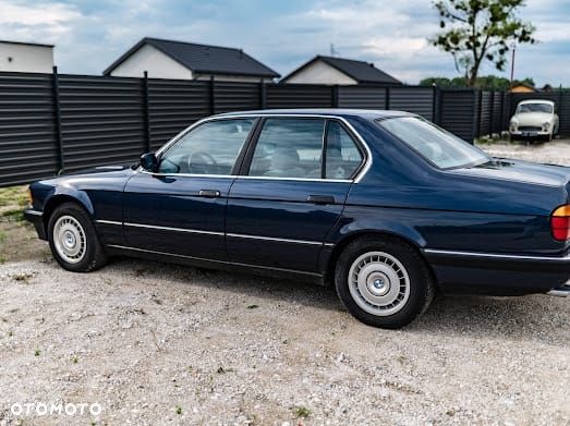 BMW Seria 7 - 17