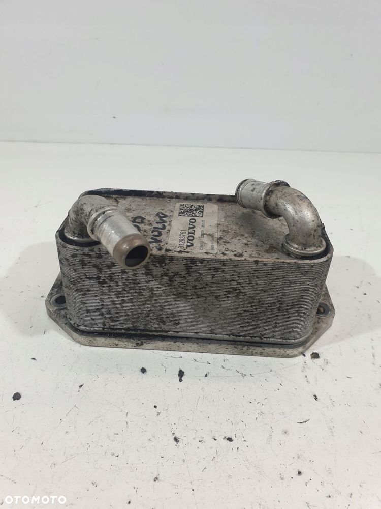 chłodnica oleju 31293761 2.0d4 d4204t5 181km volvo - 5