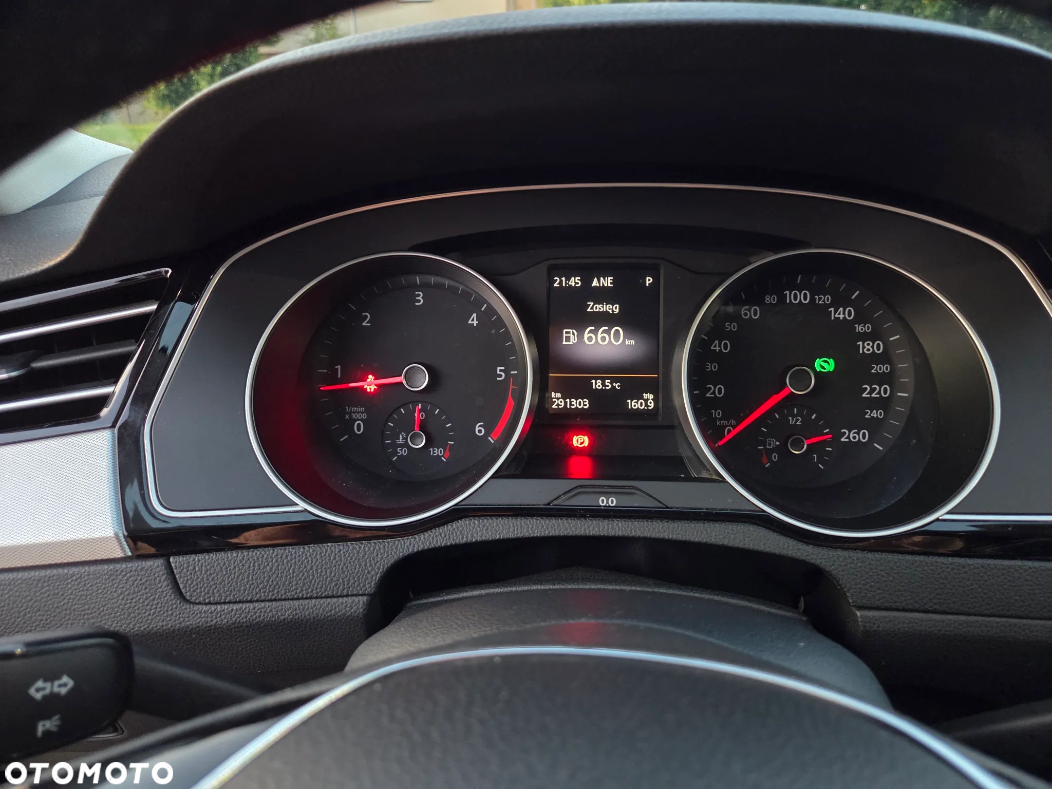 Volkswagen Passat - 24