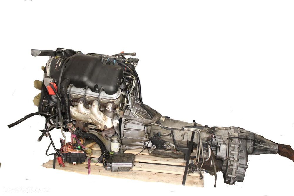 SILNIK 6.0L V8 LQ4  + SKRZYNIA AUTOMAT 4L80-E/CHEVROLET SILVERADO 2500 2005 - 5