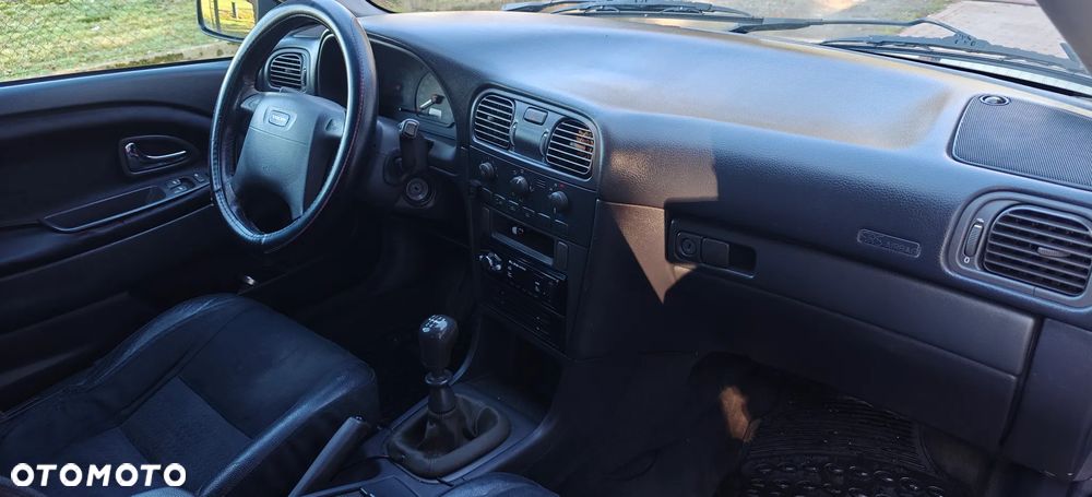 Volvo V40 1.8 - 5