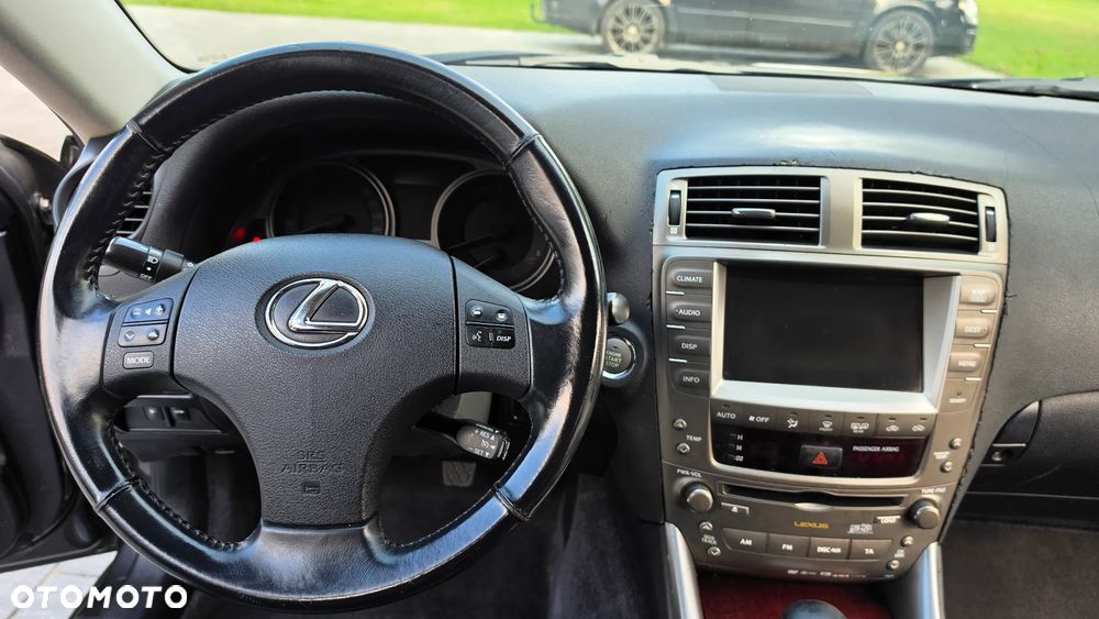 Lexus IS 250 Elegance - 24