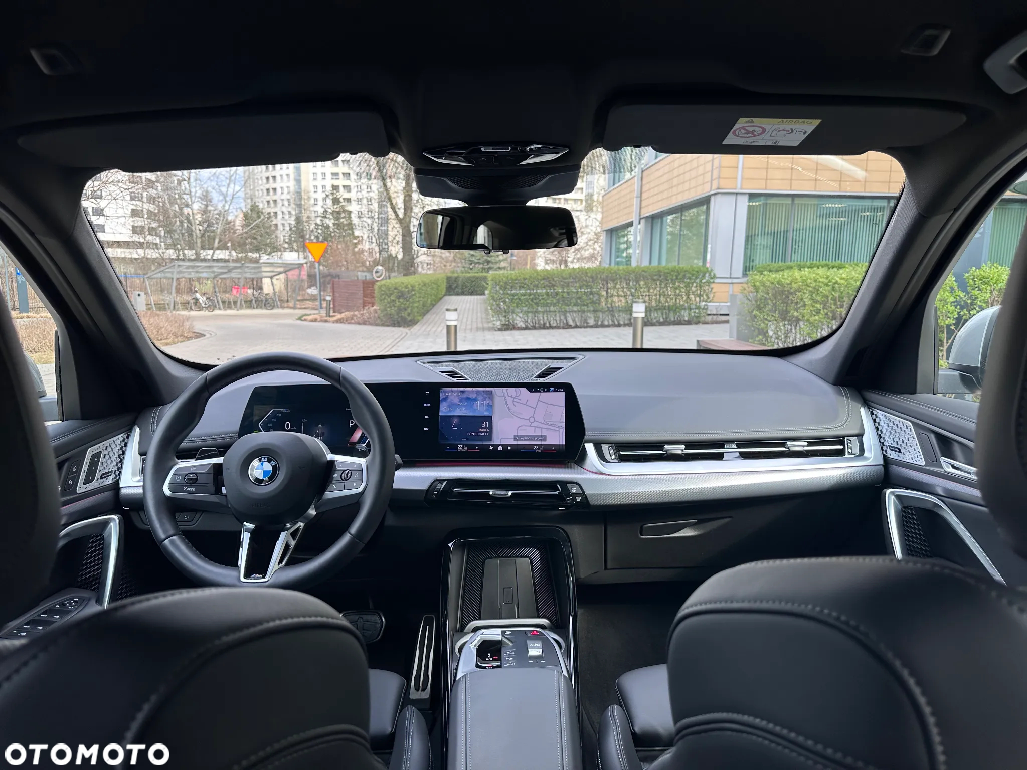 BMW X1 sDrive20i mHEV - 16