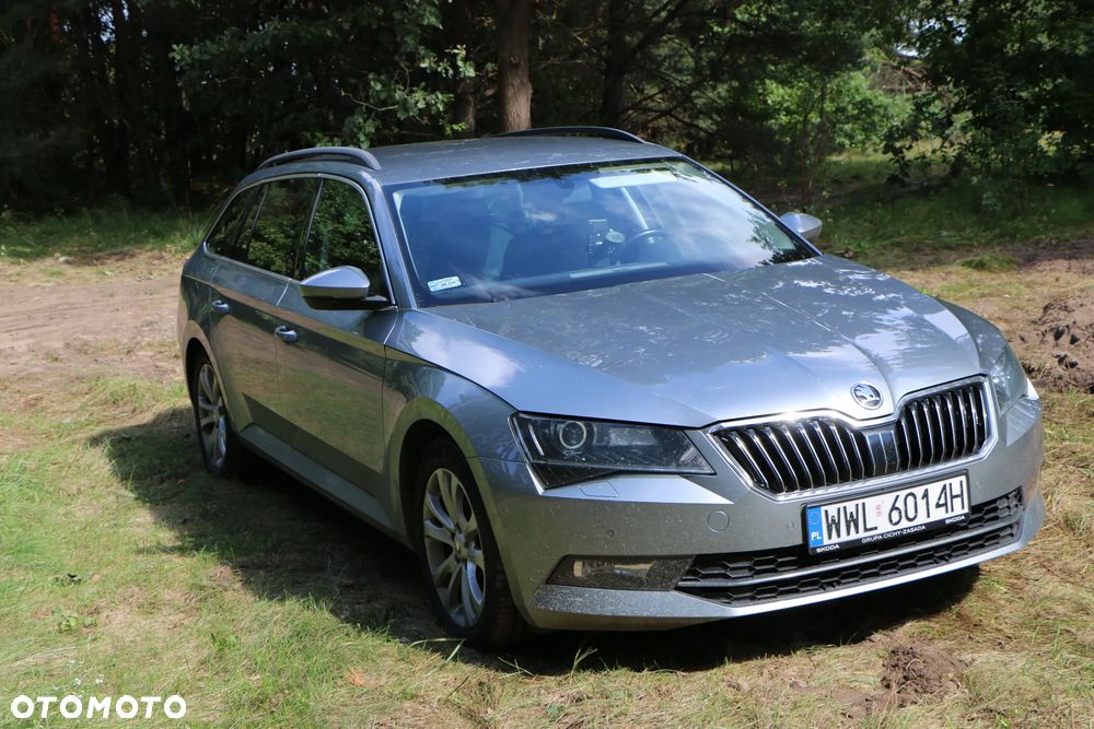 Skoda Superb 2.0 TDI Style - 2