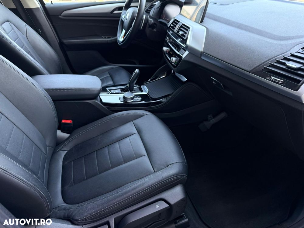 BMW X4 xDrive20i AT - 12