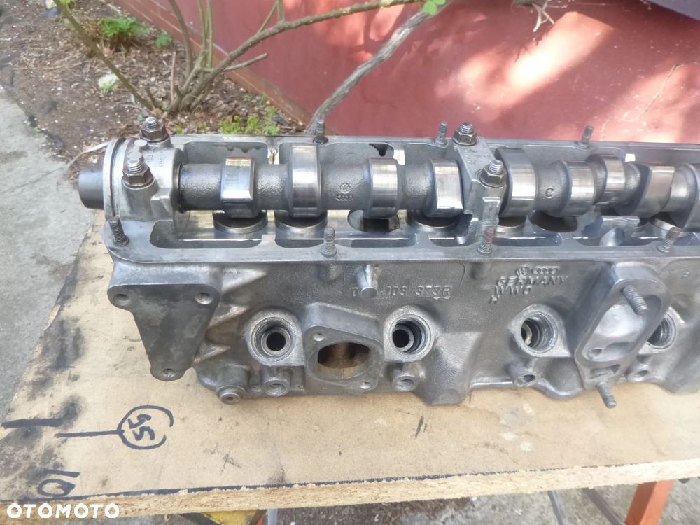 GŁOWICA VW LT 2,4D TD SILNIK  ACL ACT DW1 DV1 1S I - 8