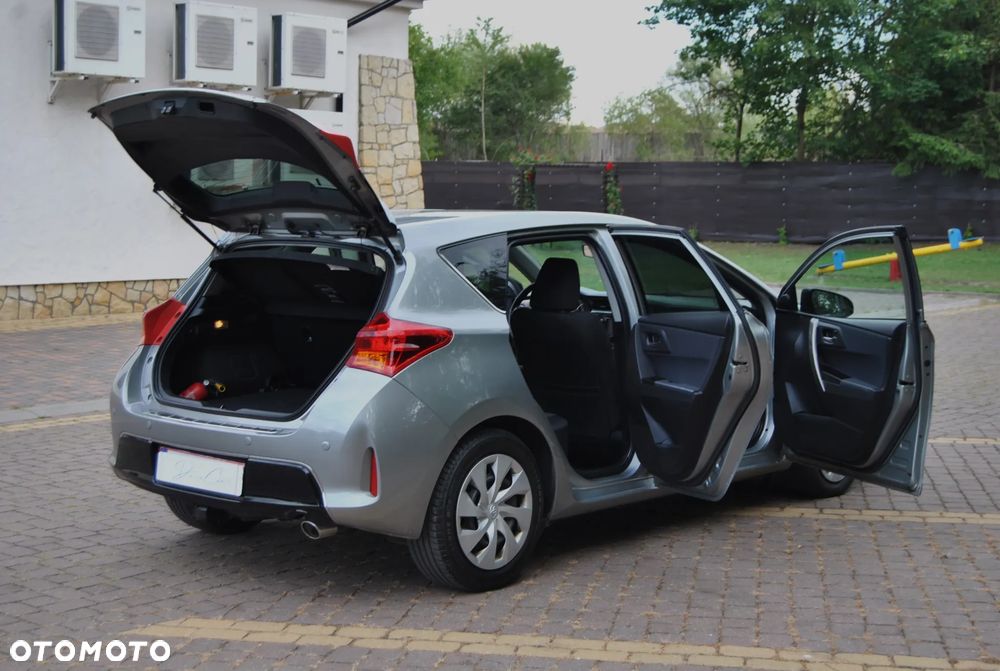 Toyota Auris 2.0 D-4D Comfort - 20