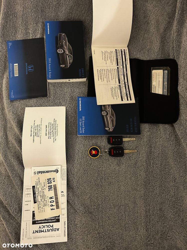 Honda Accord 2.4 LX - 28