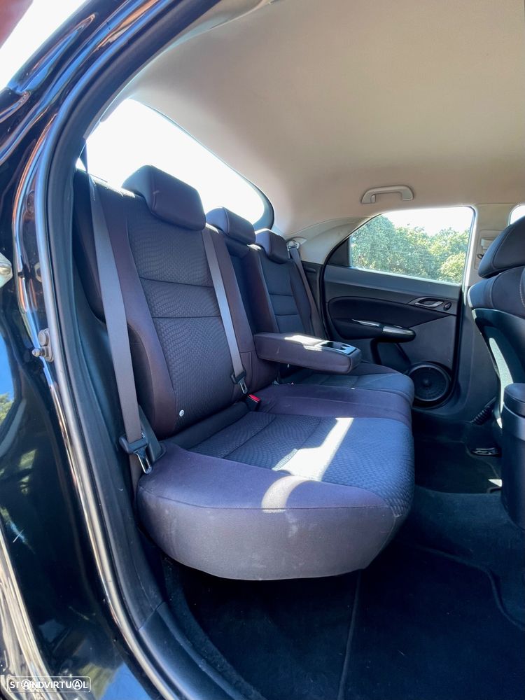 Honda Civic 1.4 i-VTEC Comfort - 18