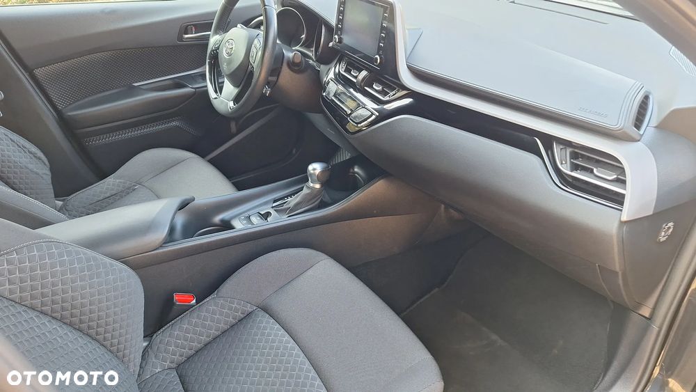 Toyota C-HR Style Selection - 19