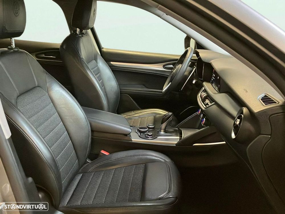 Alfa Romeo Stelvio 2.2 D Super AT8 - 16