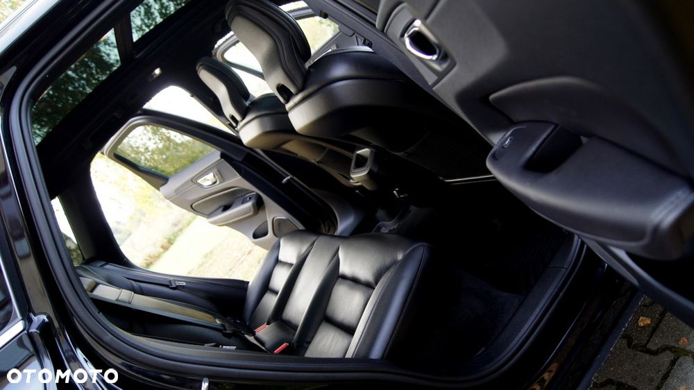 Volvo XC 60 D4 R-Design - 29