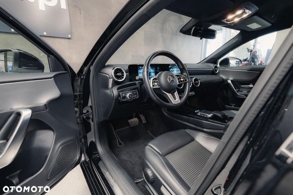 Mercedes-Benz Klasa A 250 Progressive 7G-DCT - 10