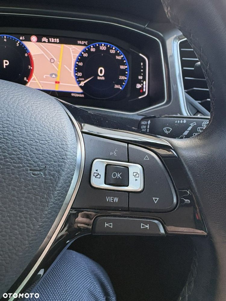 Volkswagen T-Roc - 20