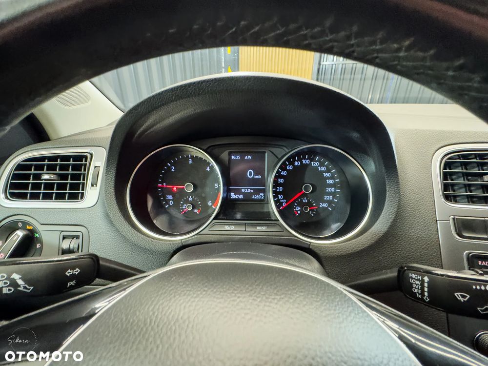 Volkswagen Polo - 24