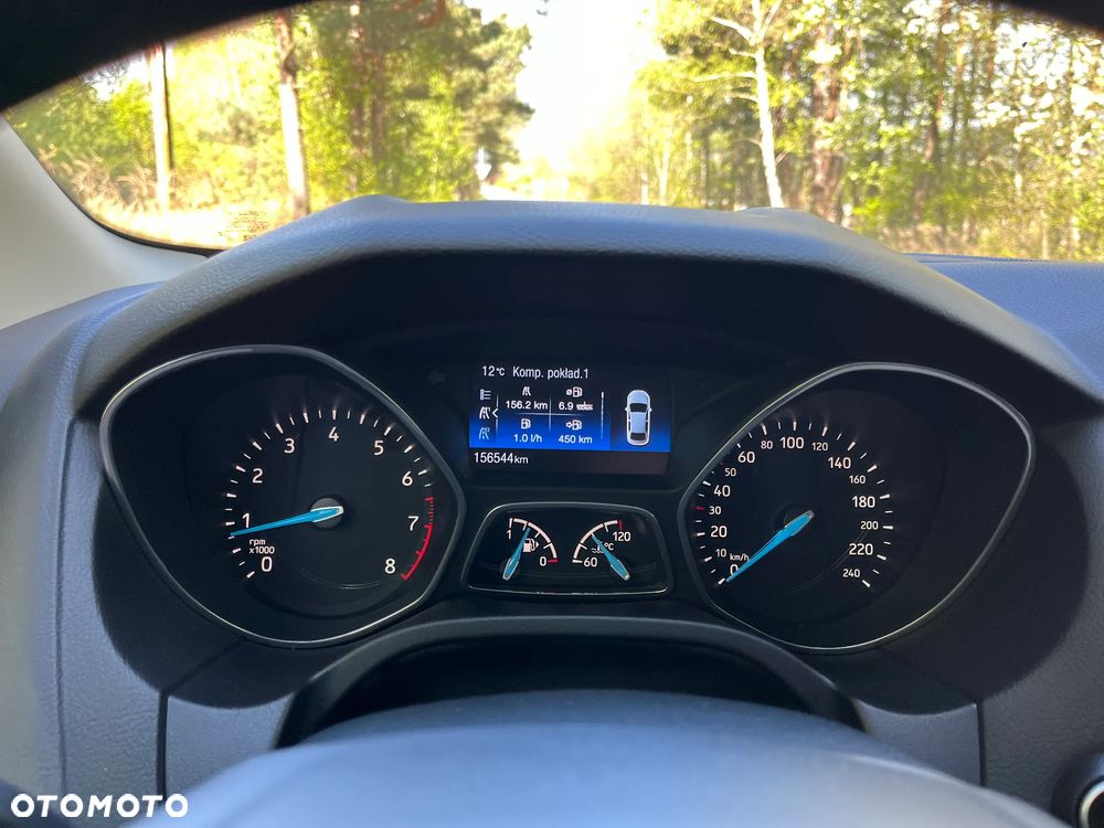 Ford Focus - 17