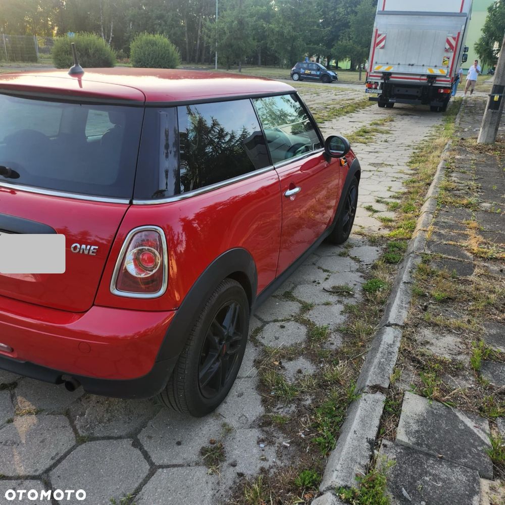 MINI ONE - 12