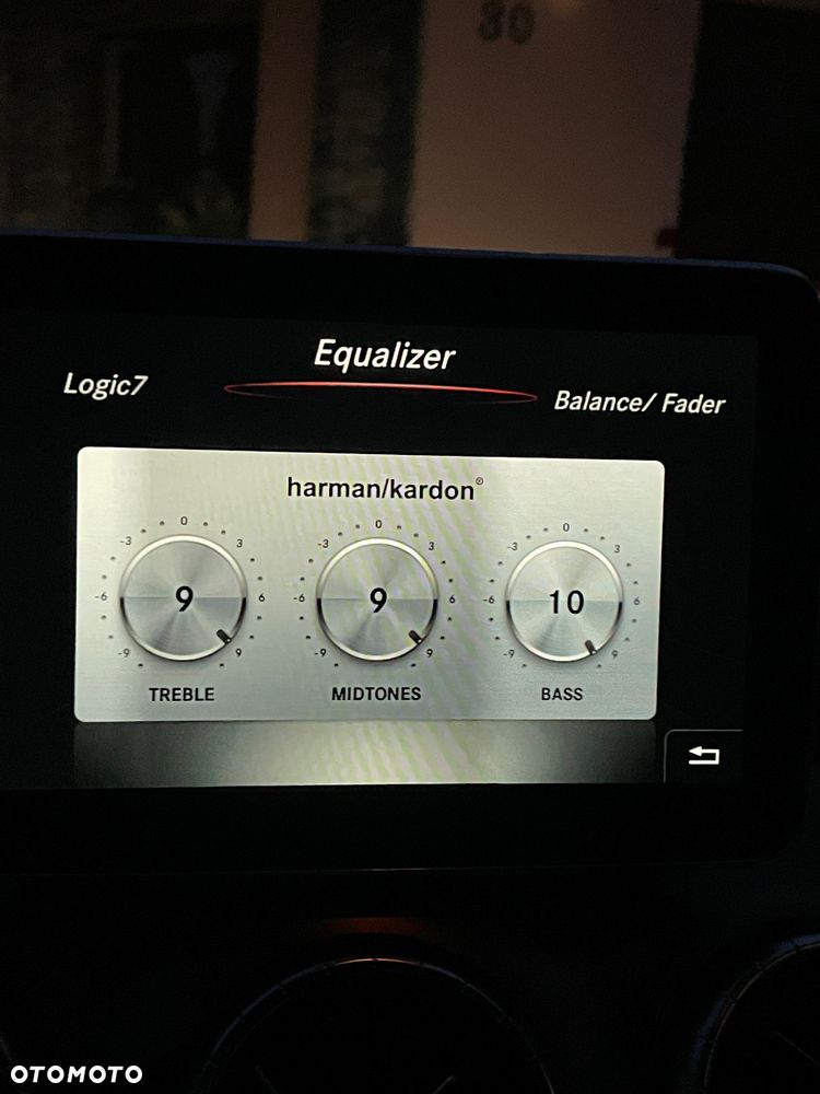 Mercedes-Benz CLA 250 7G-DCT AMG Line - 24