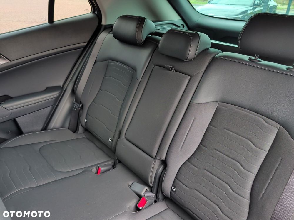 Kia Sportage 1.6 T-GDI HEV Business Line 2WD - 17